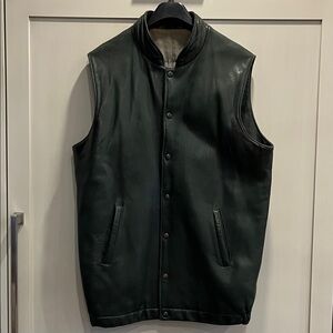 Roots Vintage Forest Green Snap front quilted lined Vest for Men